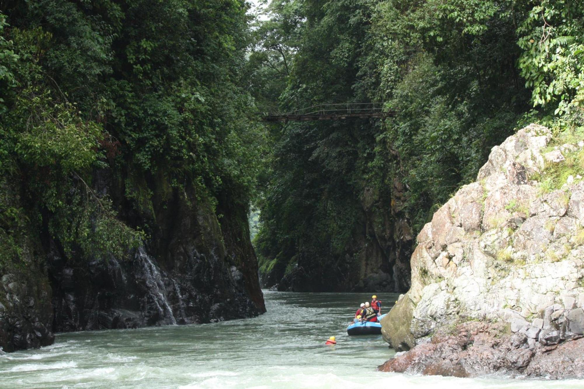 Pacuare River Lodge Bajo Tigre Екстер'єр фото